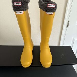 Hunter Original Tall  Boots with Dark Gray Knit Cuffs
